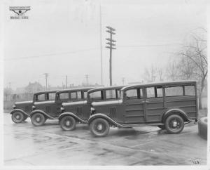 1934 Chevrolet with Hercules Body Fleet of Trucks Press Photo 0271