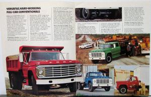 1975 Ford F Series 500 600 700 750 880 7000 Trucks CANADIAN Sales Brochure Orig