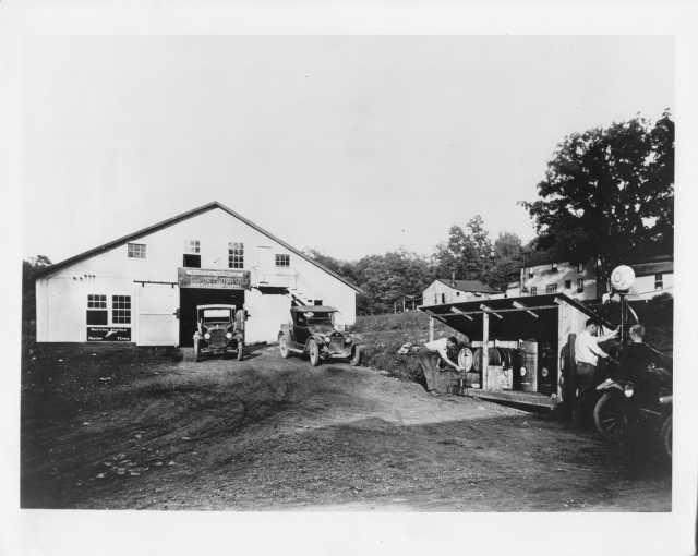 1920s Andys Garage Service Station Press Photo 0006 - Atlantic Motor Oils