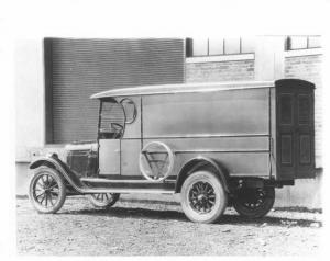 1926 Chevrolet with Hercules Body Press Photo 0278
