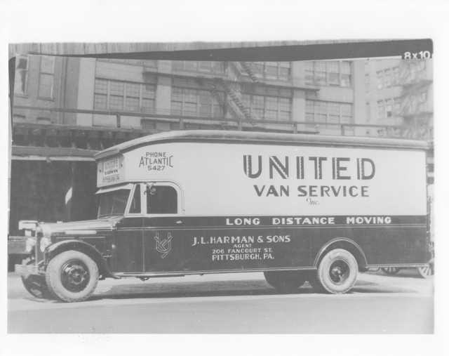 1929 Federal Truck with Gerstenslager Body Press Photo - 0009 - United Van Serv