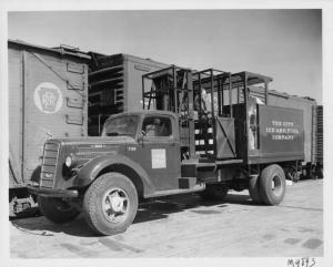 1946 Mack Truck Press Photo 0162 - The City Ice and Fuel Company - Good Coal
