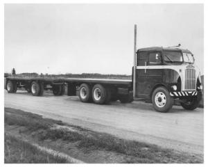 1952 White Freightliner Press Photo Lot 0045