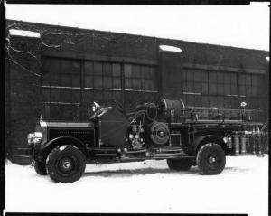 1925-1928 Mack Series 21 Truck Press Photo 0173 - Bay Fire Department