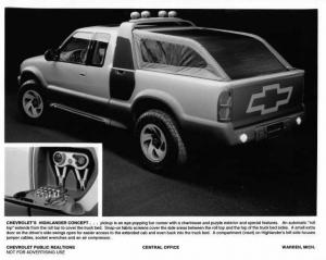 1993 Chevrolet Highlander Concept Press Photo 0299