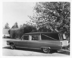 1969 Cadillac Miller-Meteor Hearse Press Photo 0106