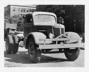 1940s White Super Power WA-22 Truck Cab Chassis Press Photo 0055