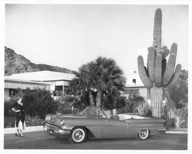 1957 Oldsmobile Super 88 Convertible Press Photo 0258