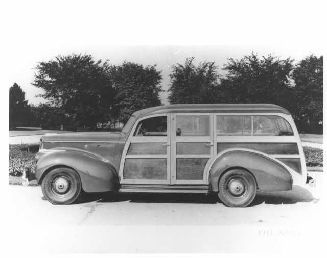 1941 Packard with Hercules Body Woody Station Wagon Press Photo 0029
