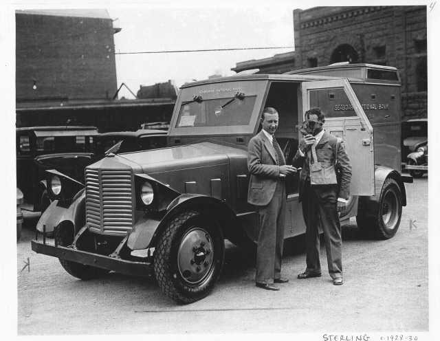 1928-1930 Sterling Armored Car Press Photo 0009 - Seaboard National Bank