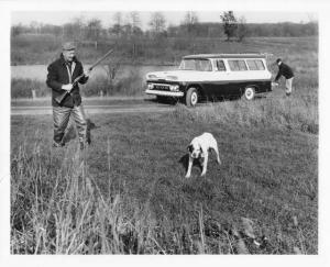 1960 GMC V-6 Suburban Truck Press Photo & Release 0242 - Glen Acres Hunt Club