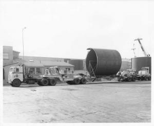 1968 Diamond REO COE Truck w/ Trailer Press Photo 0017 - Valencia Pipe Company