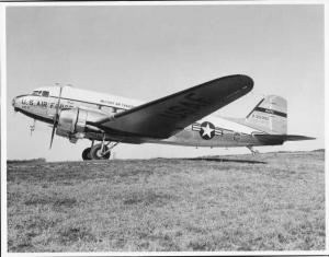 1941-1948 USAF Military Air Transport Svc Douglas DC-3 Plane Press Photo 0001