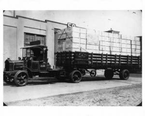 1916-1920 Pierce Arrow Truck with Trailer Press Photo 0002 - C Bowen Trucking