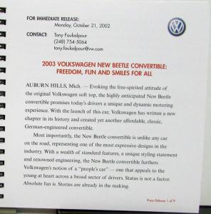 2003 Volkswagen VW Beetle Convertible Press Kit 3D Case W/ Photo CD