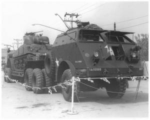 1944-1945 M25 Tank Transporter with Sherman Tank Press Photo 0051 - Dragon Wagon