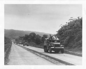 1940s White M3 Half-Track Press Photo 0067