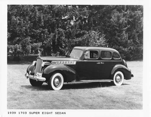 1939 Packard 1703 Super Eight Sedan Press Photo 0031