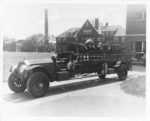 1926 American LaFrance Ladder Fire Truck No 33 Press Photo 0052 - Long Island