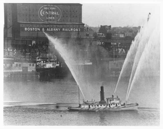 1940s Boston Fire Department Boats Press Photo 0059