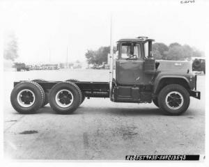 1970s Mack Cab and Chassis Truck Press Photo 0204