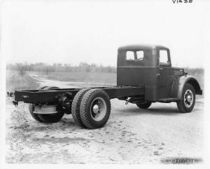 1940s Mack LF Truck Press Photo 0219