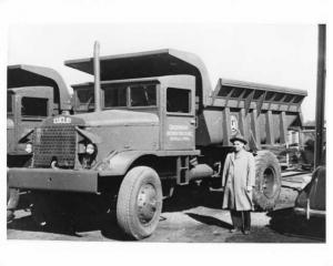 1940s Euclid Off Road Rock Truck Press Photo 0001 - Gasparini Excavating Co