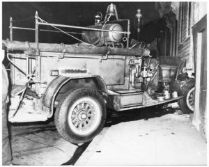 1930s American LaFrance Fire Truck Accident Press Photo 0066