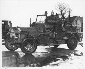 1928 American LaFrance Type 75 Fire Truck Press Photo 0069 - Boston Engine 3