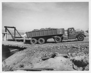 1950s White Truck Press Photo 0083 - Aalco Express Co - Granite City IL