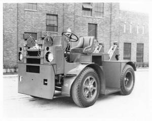 1930s Mack Custom Yard Truck Press Photo 0238