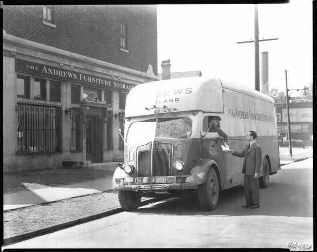 1944 White Panel Truck Press Photo 0113 - Andrews Furniture Storage
