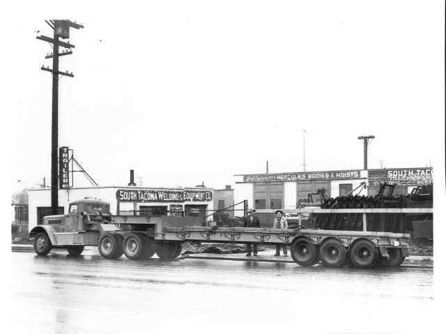 1940s Kenworth at Hercules Body Distributor Press Photo 0002 - Tacoma