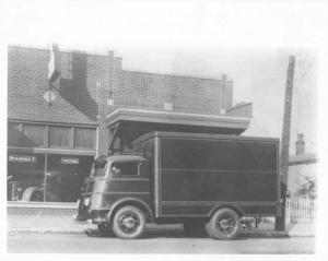 1938 Diamond T Box Truck Press Photo 0026