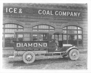 1925 GMC Truck Press Photo 0276 - Diamond Ice & Coal Company
