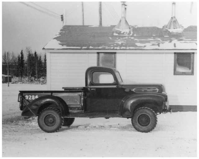 1942 Marmon-Herrington Ford 1/2 Ton 4x4 Pickup Press Photo 0015 - Alcan Highway