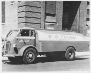 1945 Autocar Tanker Truck Press Photo 0045