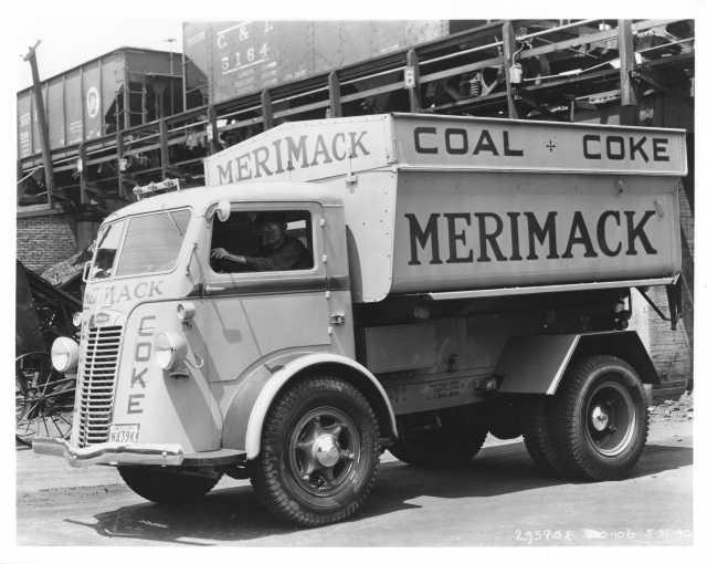 1940 Autocar U30 COE Truck Press Photo 0048 - Merimack Coal Coke
