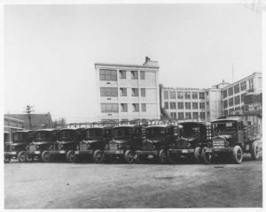 1925 Garford Fleet of Trucks Press Photo 0001 - John T Connor Co