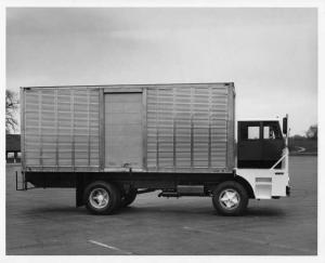 1960s White Half Cab Tractor Box Truck Press Photo Lot 0137