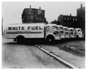 1952 White 3024 Tanker Trucks Press Photo 0138 - White Fuel Corporation