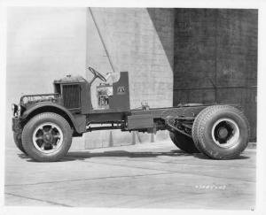 1932 Mack Chain Drive Truck Partially Assembled Press Photo Lot 0282