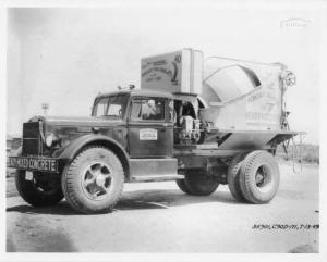 1949 Autocar C90D Mixer Truck Press Photo 0050 - Montaup Sand Gravel and Const