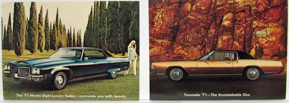 1971 Oldsmobile Ninety-Eight and Toronado Postcards Lot