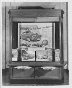 1946 Buick Ads in Christian Science Monitor Display Case Photo 0012