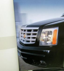 2004 Cadillac Escalade ESV EXT Prestige Sales Brochure Oversized Original