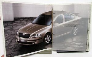 2004 Geneva Auto Show Skoda Press Kit Media Release Octavia Fabia Superb