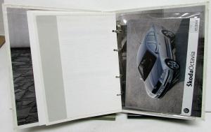 2004 Geneva Auto Show Skoda Press Kit Media Release Octavia Fabia Superb