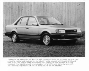 1986 Mazda 323 4-Door Sedan Press Photo 0046