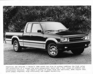 1986 Mazda B2000 Cab Plus LX Pickup Press Photo 0049